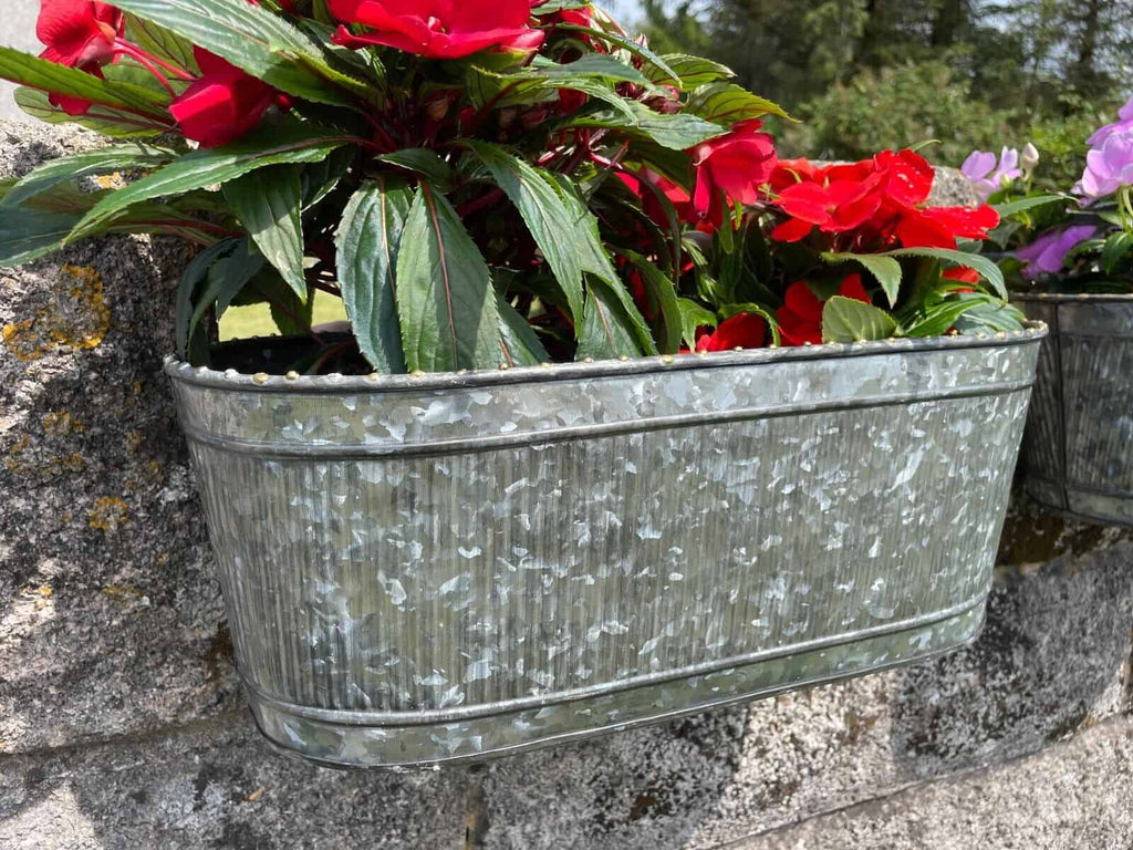 Galvanised Railing Hanging Ribbed Planter