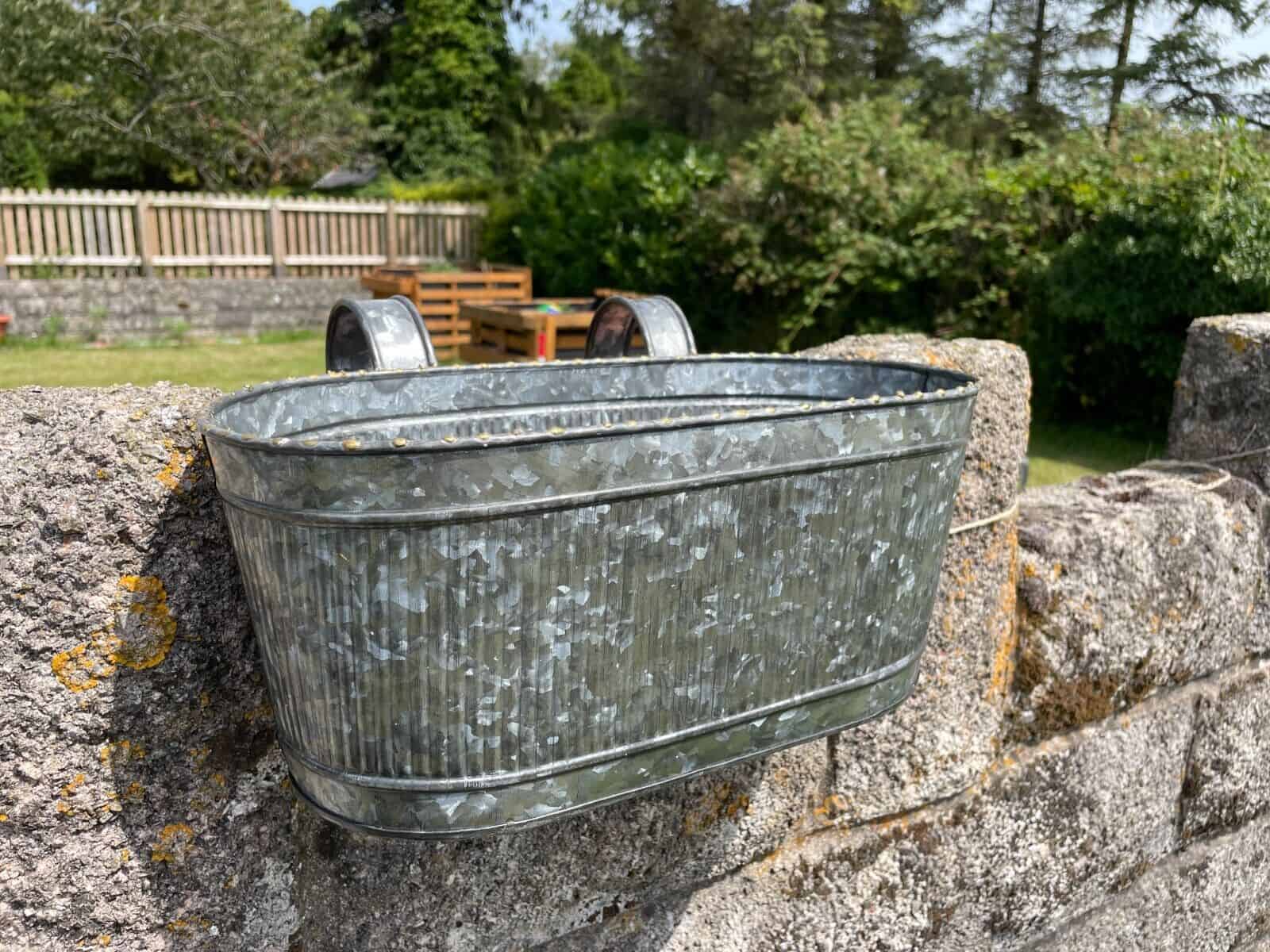 Galvanised Railing Hanging Ribbed Planter