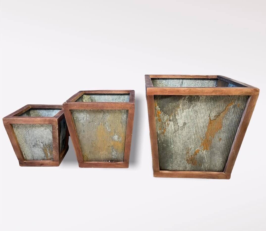 Large Rustic Galvanised Metal Planter