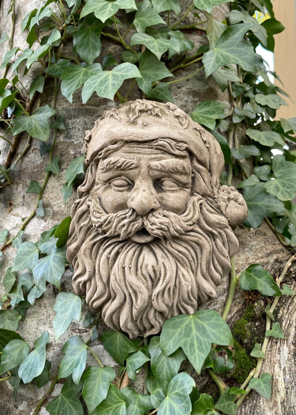 Christmas Santa Plaque Statue