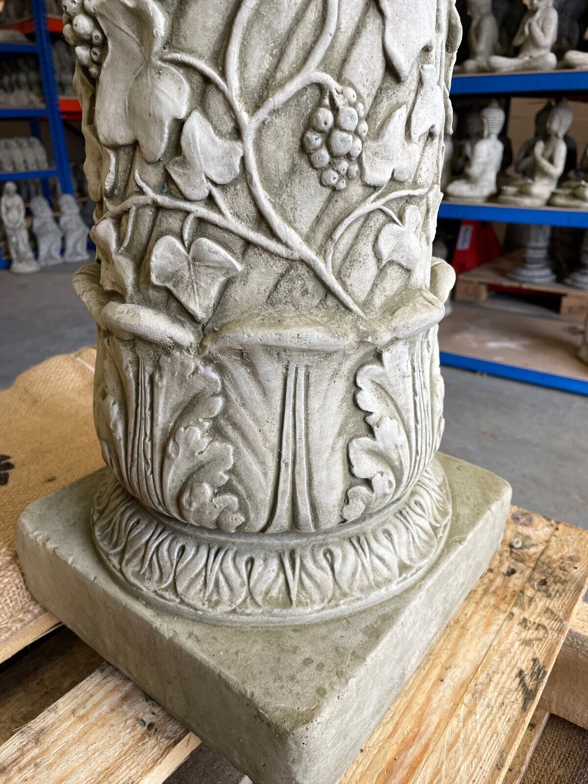 Large Ivy Stone Birdbath