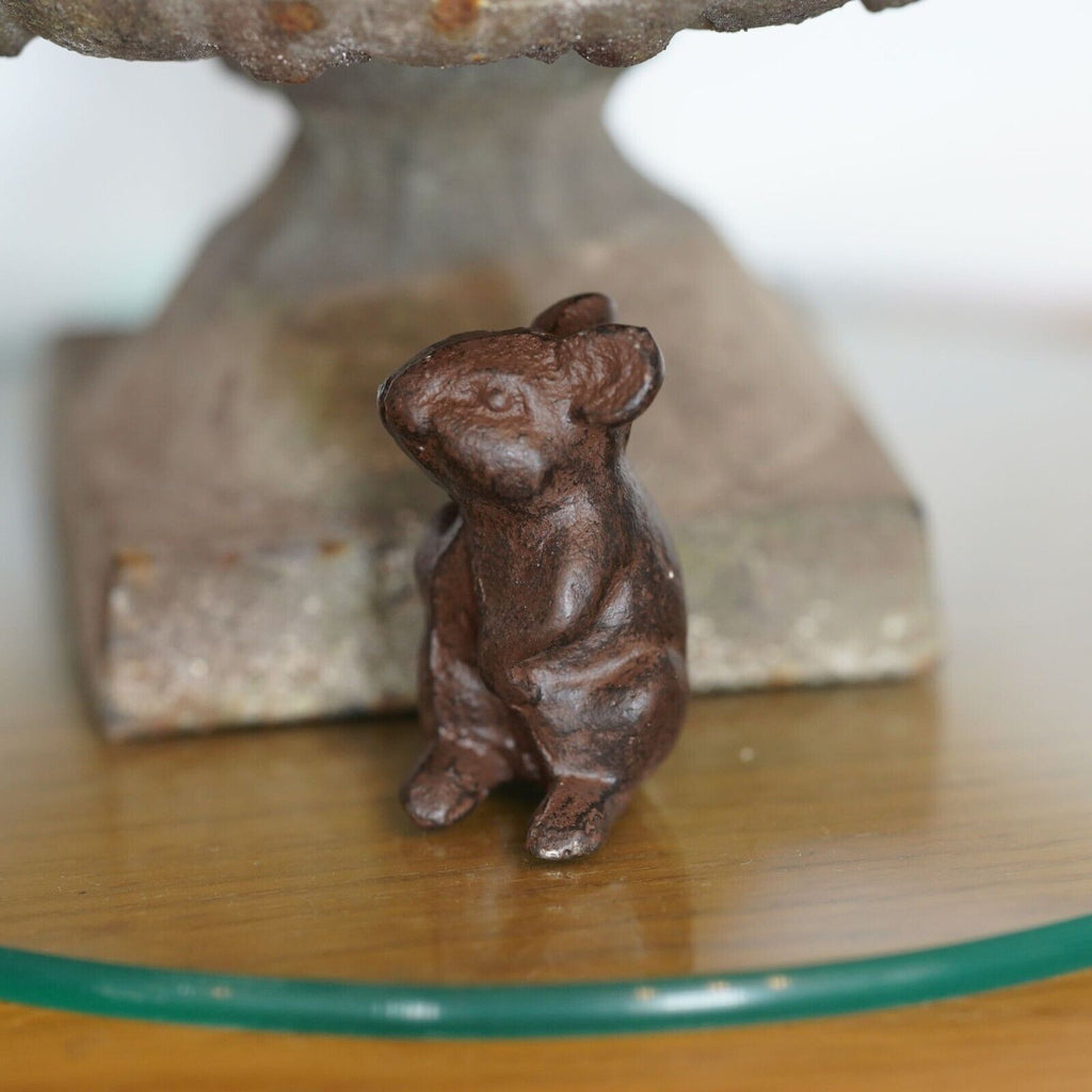 Cast Iron Sitting Mouse