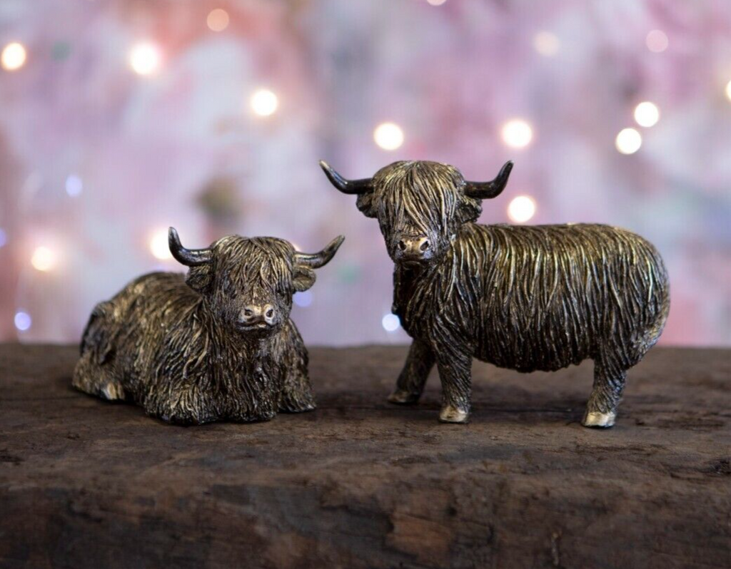 Highland Cow Sitting Resin Statue