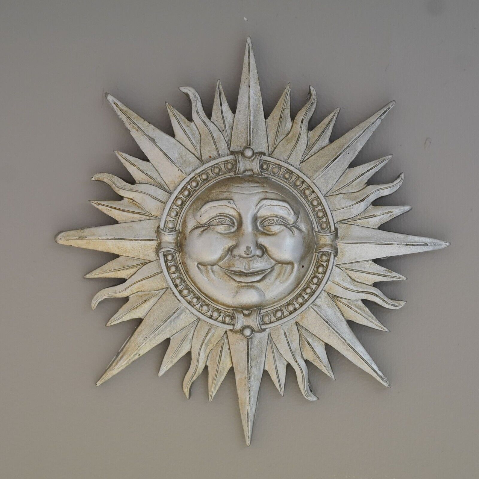 Smiling Sun Resin Hanging Plaque Silver