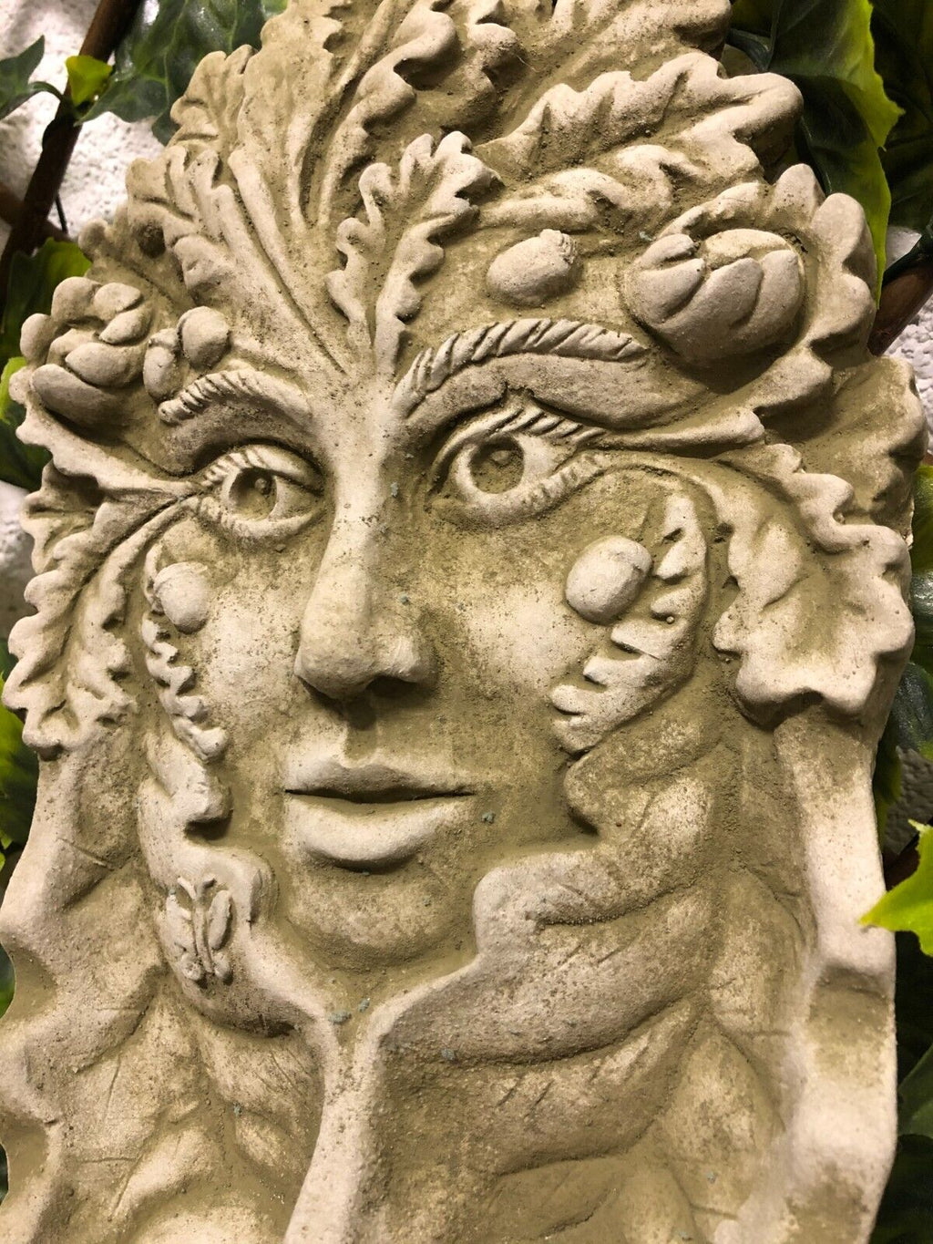 Tealight Green Lady Stone Hanging Plaque