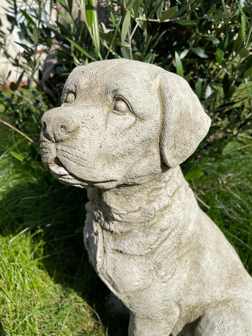 Sitting Labrador Stone Statue