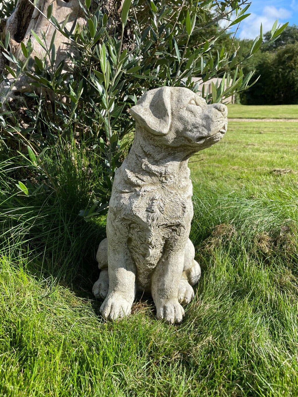 Sitting Labrador Stone Statue