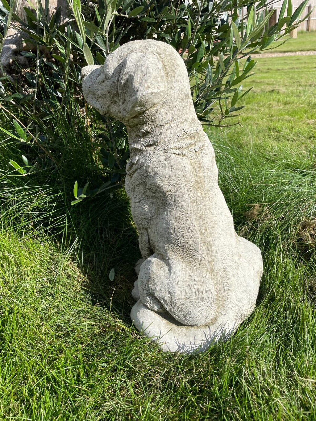 Sitting Labrador Stone Statue