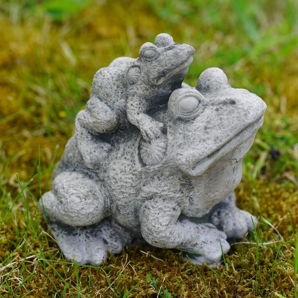 Toad Pair Stone Statue