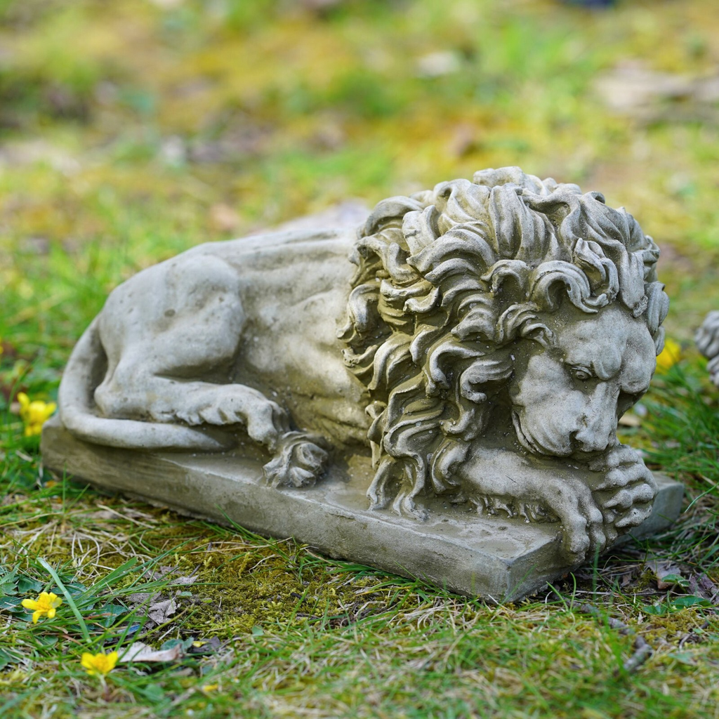 Pair of Mercia Lions Stone Statue
