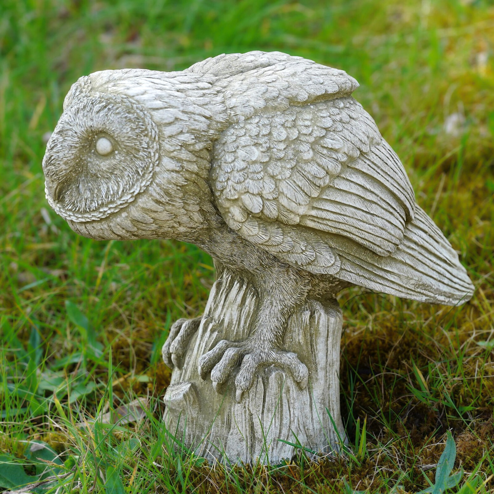 Hunting Owl Stone Statue