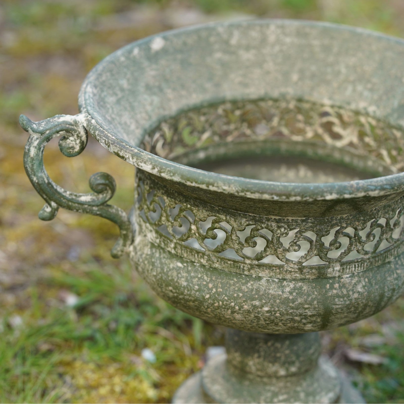 Wrought Iron Vase with Handles in Green