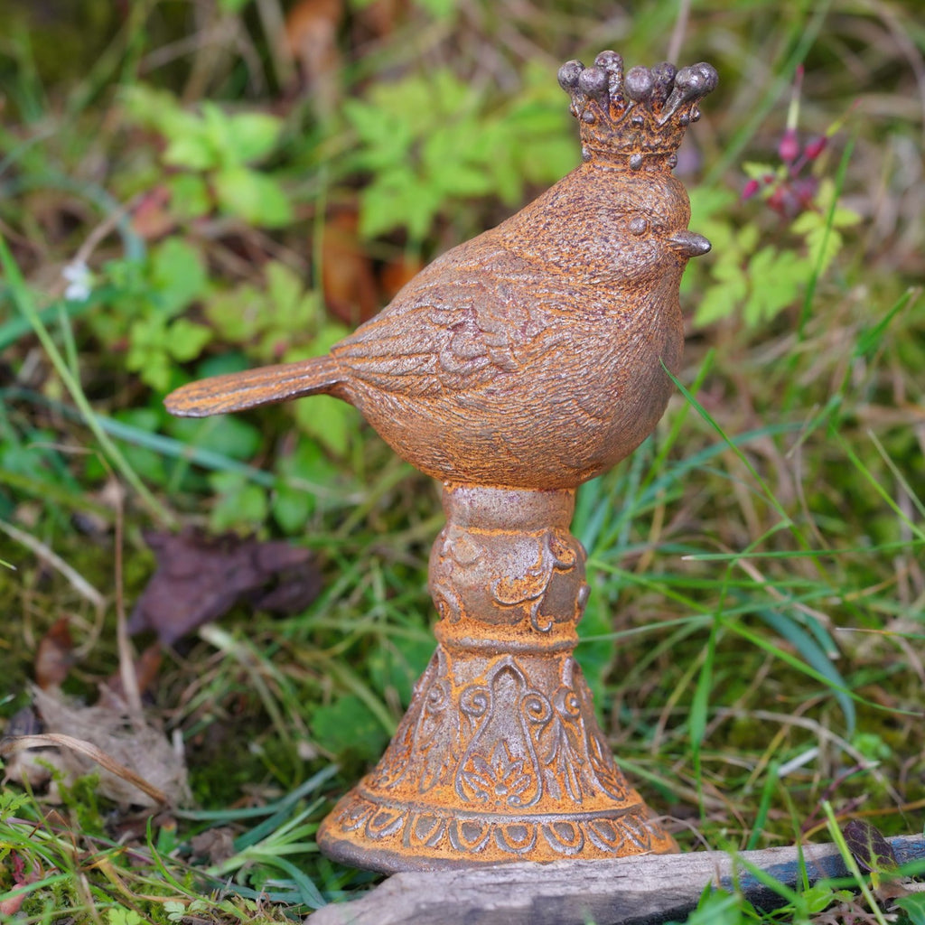 Cast Iron King Robin | British Bird Sculpture