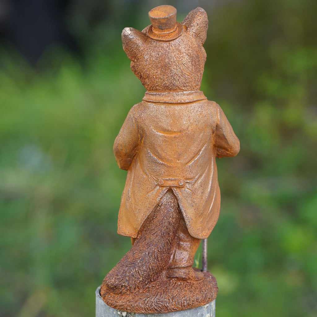 Cast Iron Master Fox Garden Sculpture | Wind in the Willows