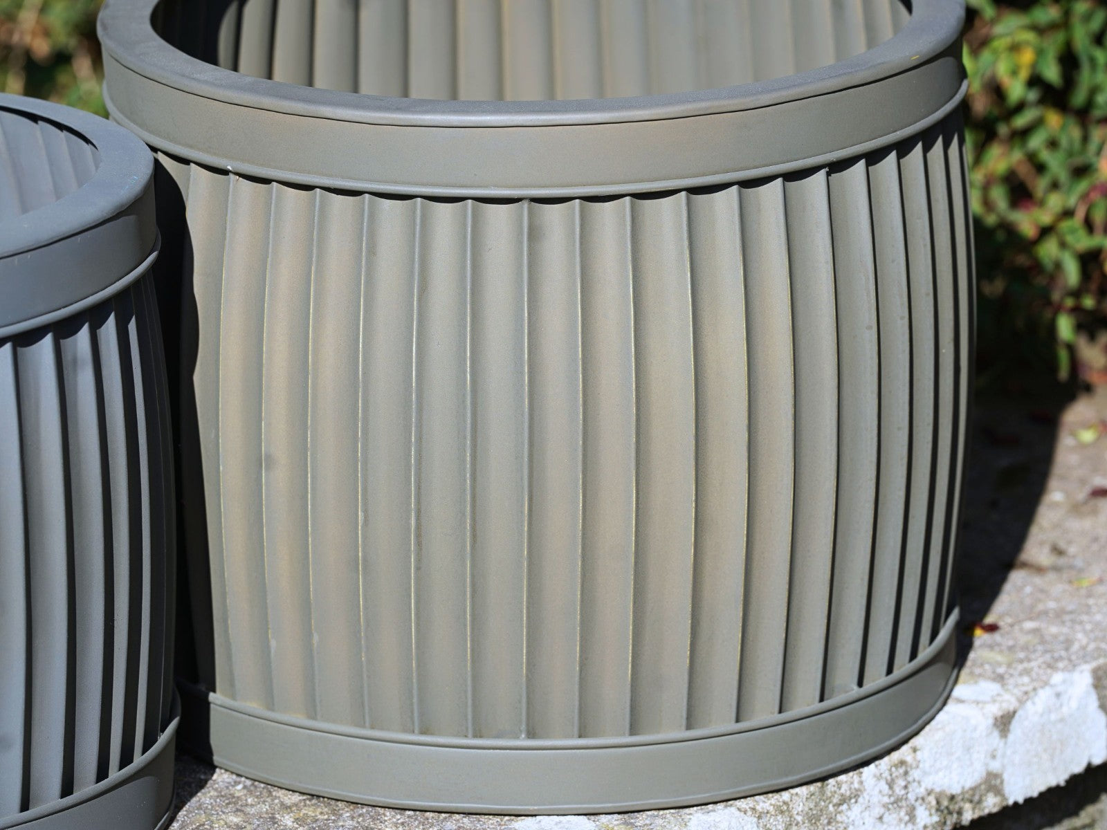 Large Metal Ribbed Dolly Tub Set 3 | Galvanised Planter