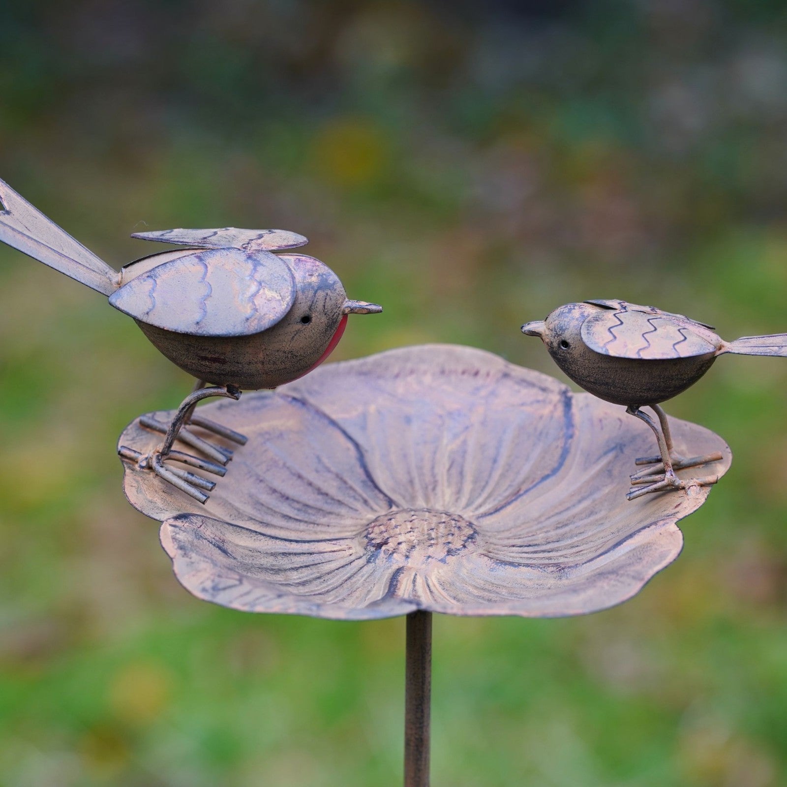 121cm Robin on Flower Birdbath | Metal Garden Ornament