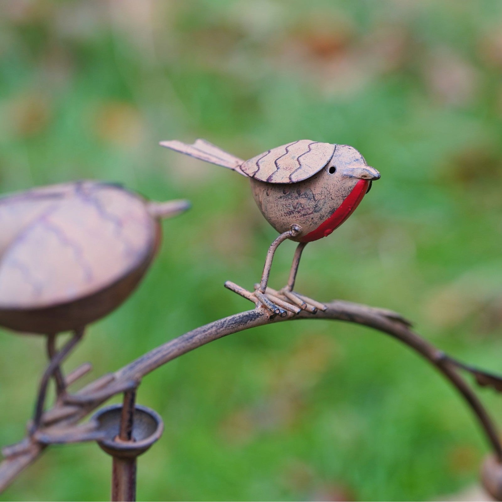 Large Robin Balancer Stake | Metal Garden Ornament