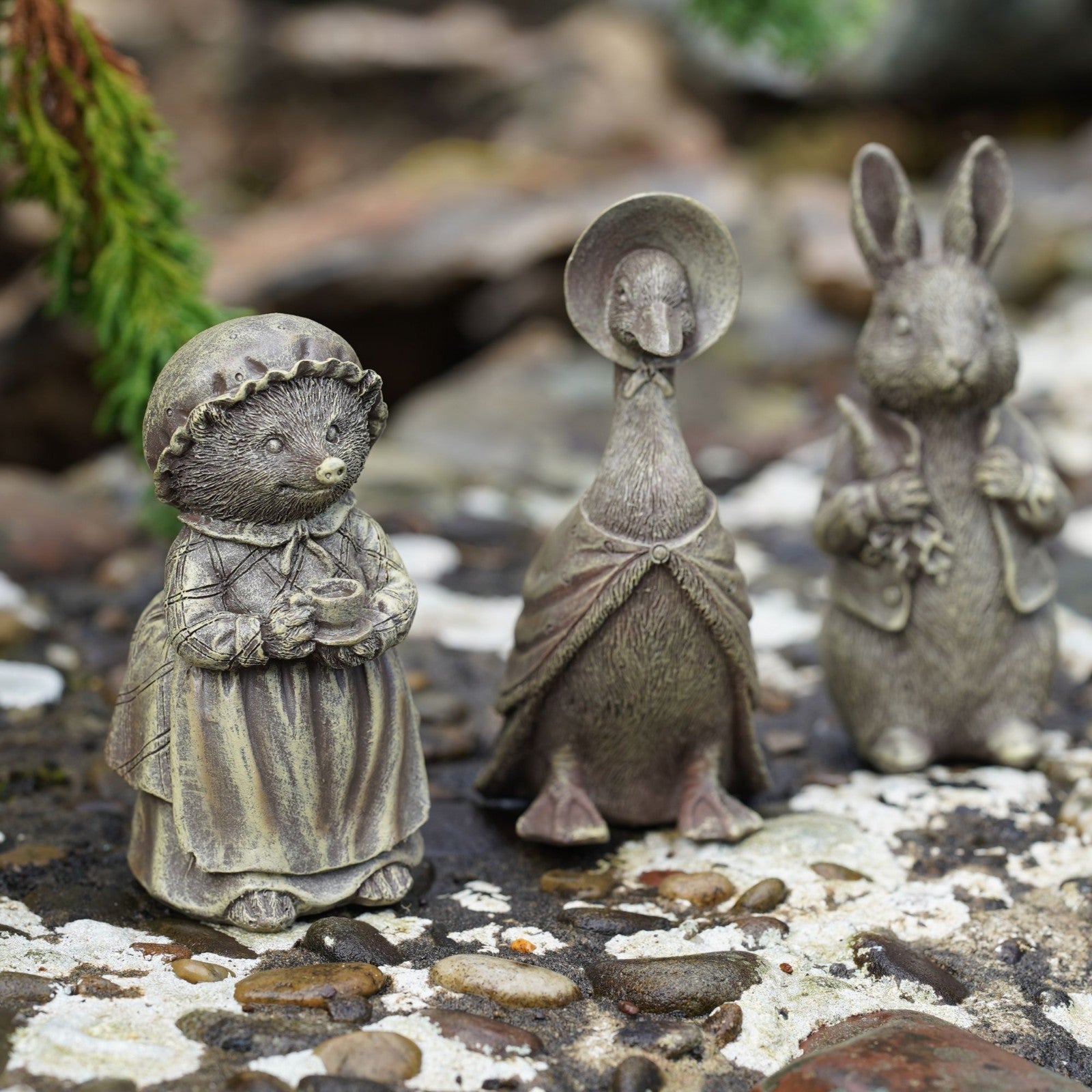 Set of 3 Beatrix Potter Garden Ornaments | Peter Rabbit, Jemima Puddle-Duck & Mrs Tiggy-Winkle | Bronze Resin