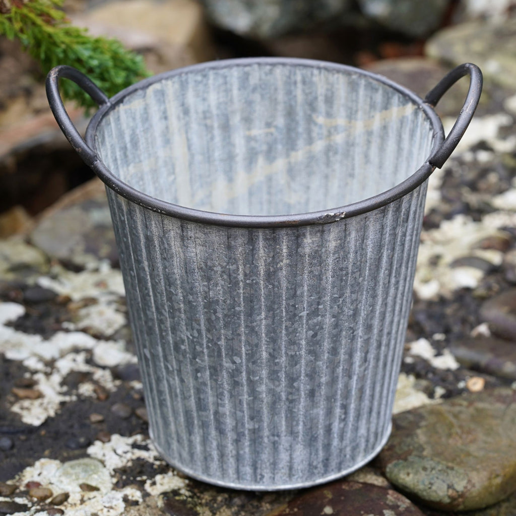 Zinc Metal Flower Pot Ribbed Planter