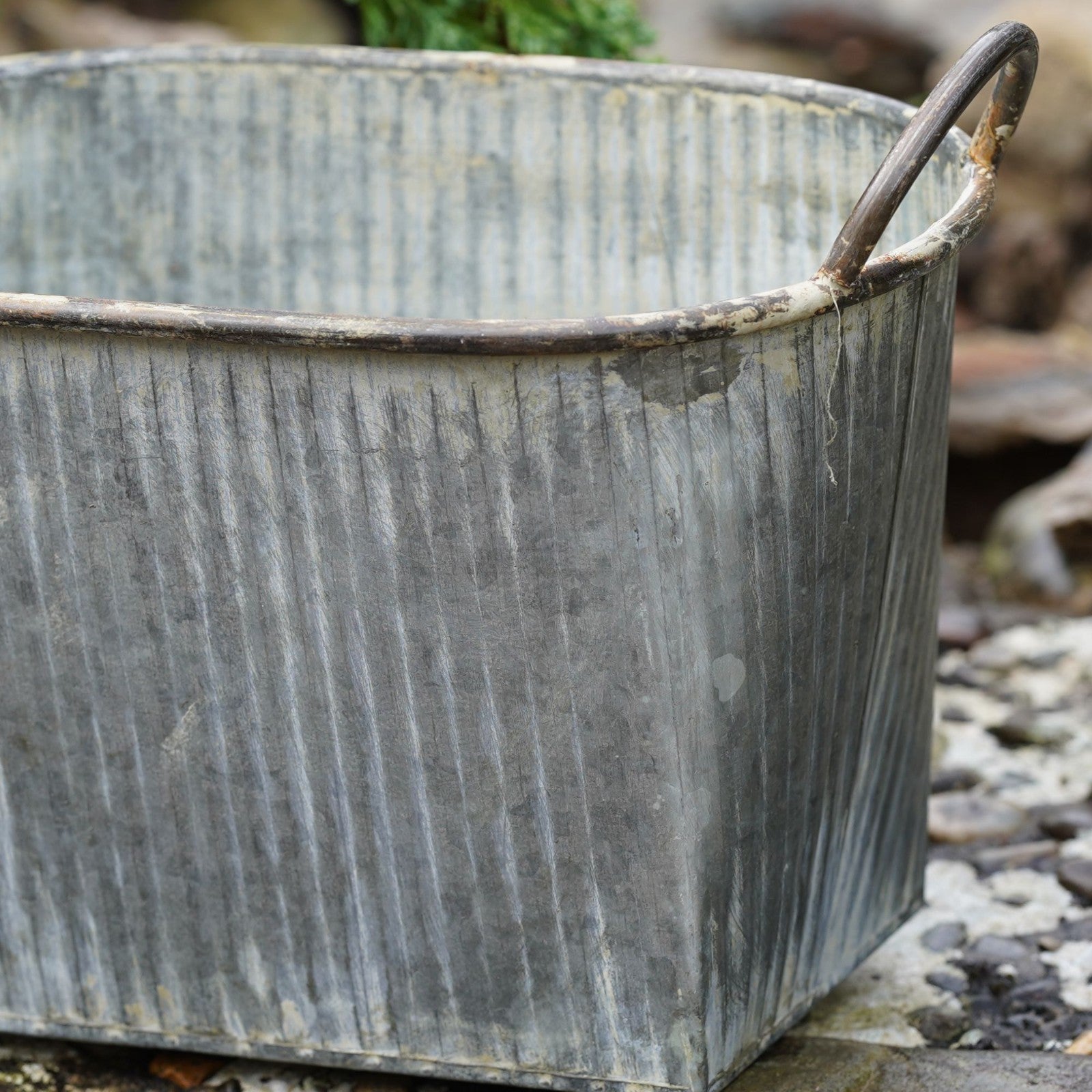 Zinc Metal Flower Pot Ribbed Planter with Handles