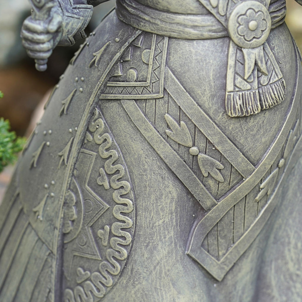 Queen of Hearts Resin Statue | Alice in Wonderland Sculpture