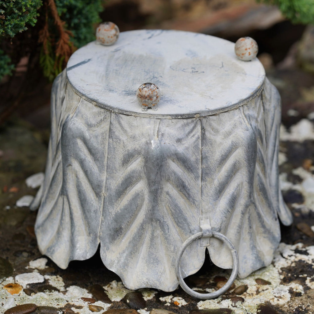 Acanthus Planter Galvanised Metal