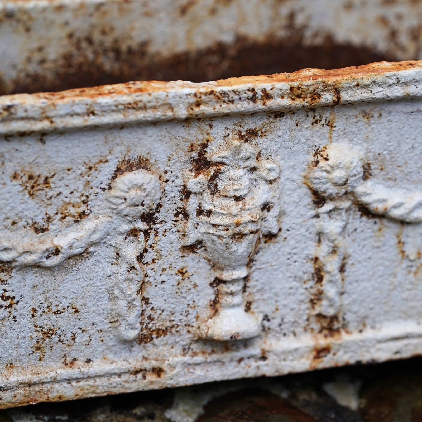 Cast Iron Trough in Antique White