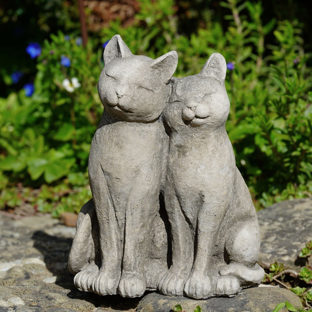 Love Cats Statue Outdoor Garden Ornament Cat Kitten Sculpture
