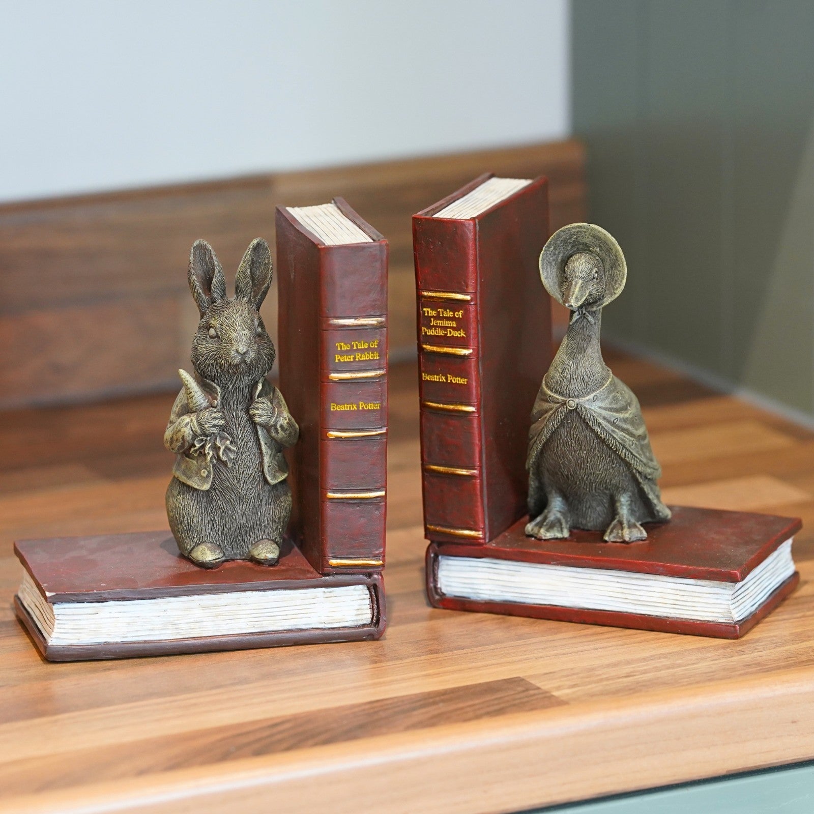 Beatrix Potter Bookends – Pair | Peter Rabbit + Jemima