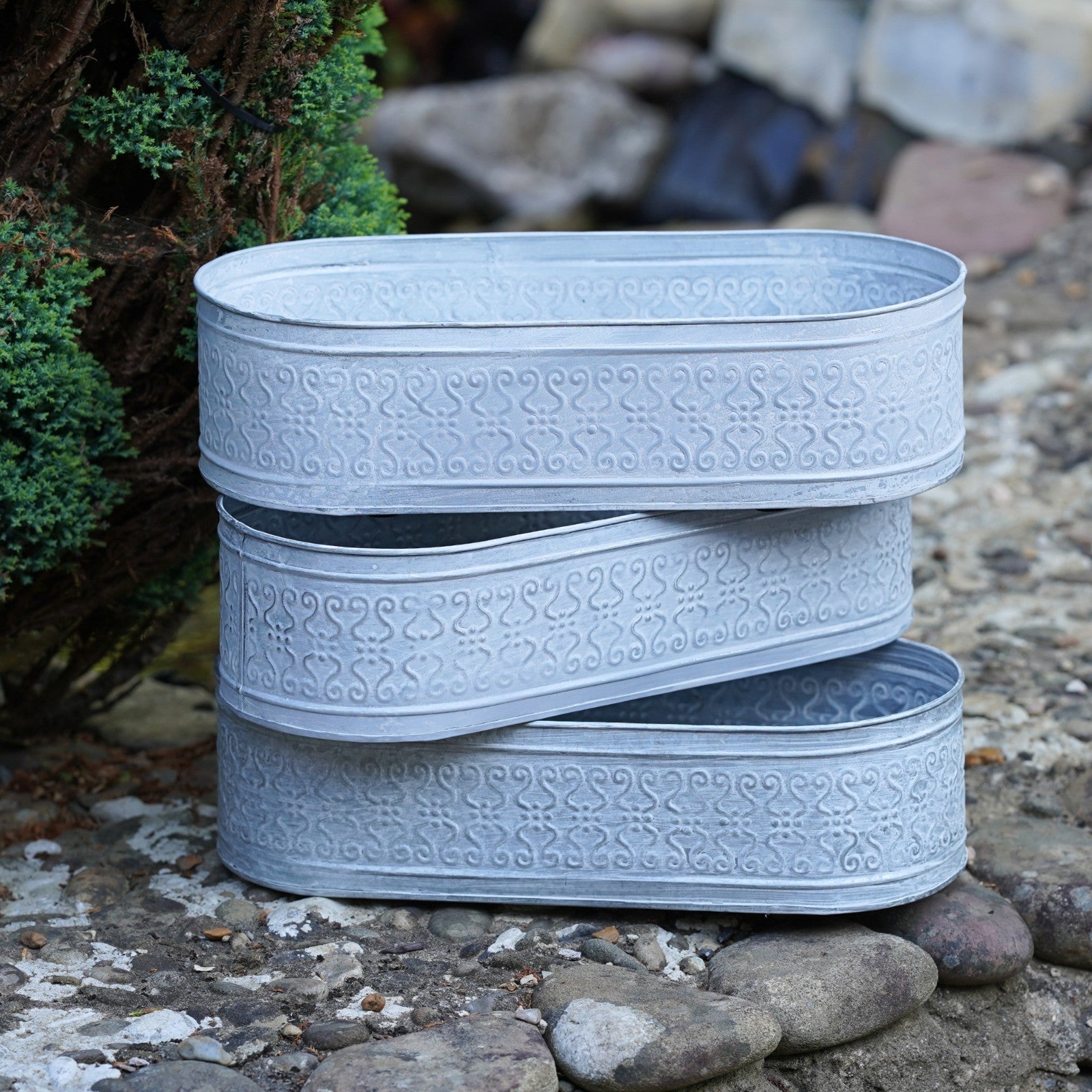 Galvanised Metal Floral Planters – Set of 3 (Large)