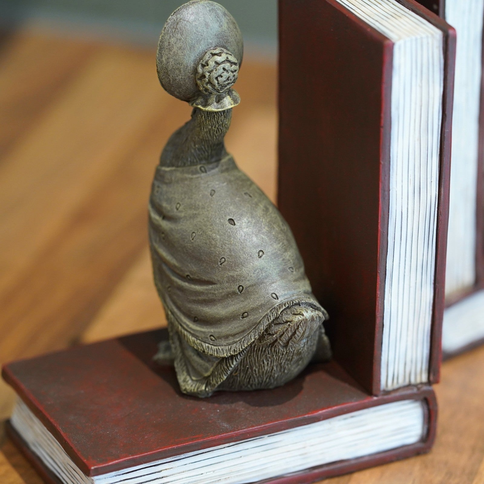 Beatrix Potter Bookends – Pair | Peter Rabbit + Jemima