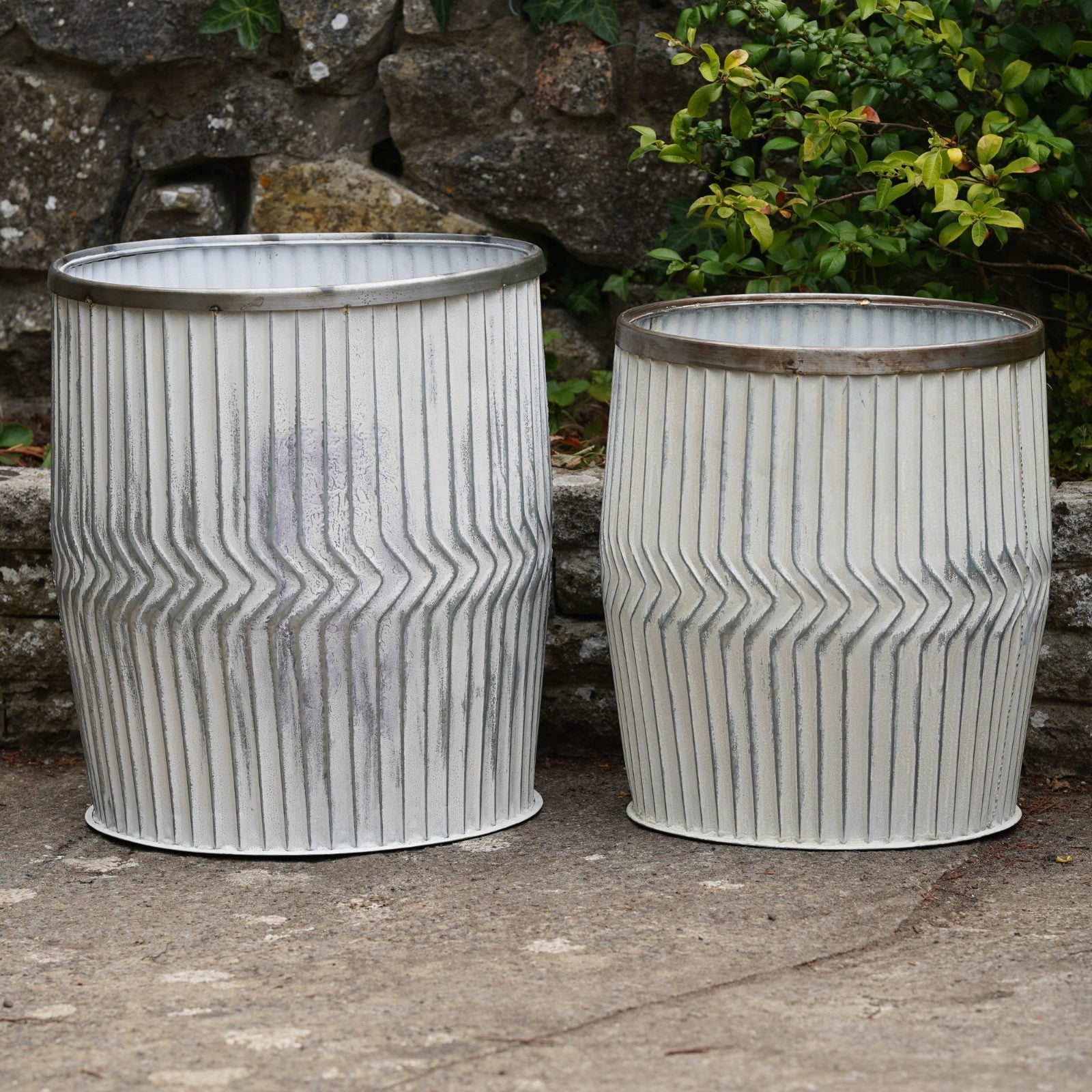 Galvanised Chevron Dolly Tub Planters – Single or Set of 2