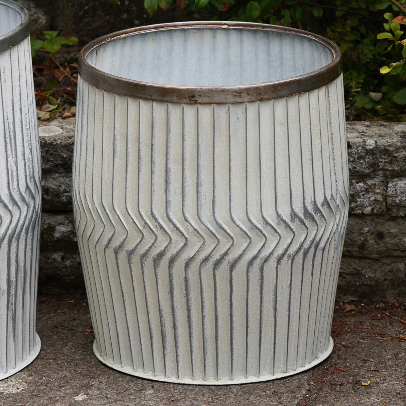Galvanised Chevron Dolly Tub Planters – Single or Set of 2