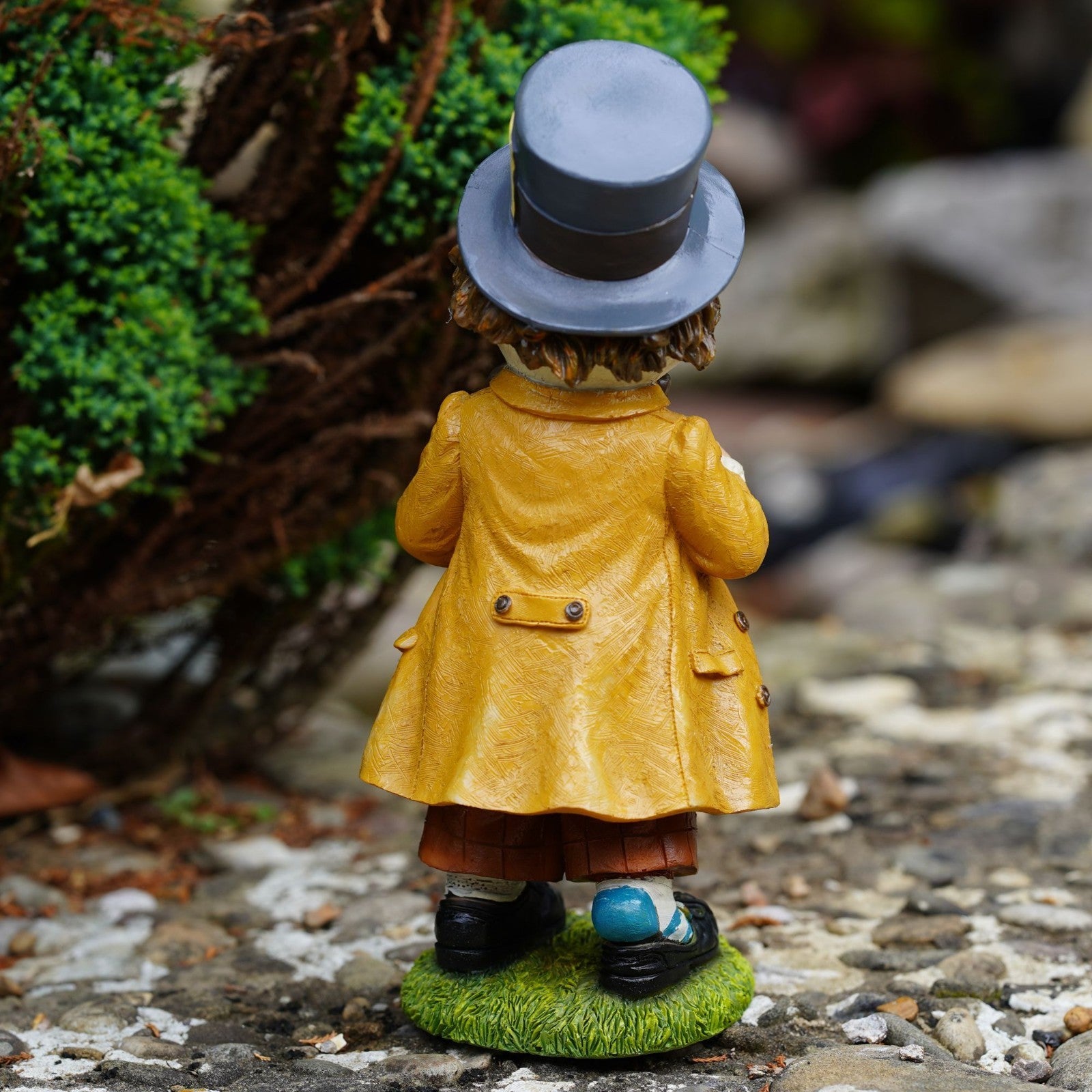 Mad Hatter Alice in Wonderland Resin Garden Ornament