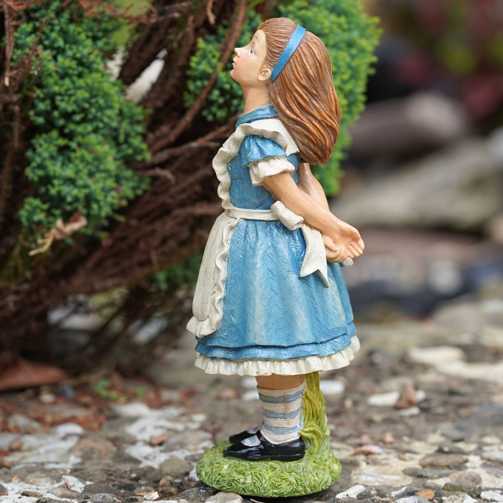 Alice in Wonderland Resin Garden Ornaments – Set of 4