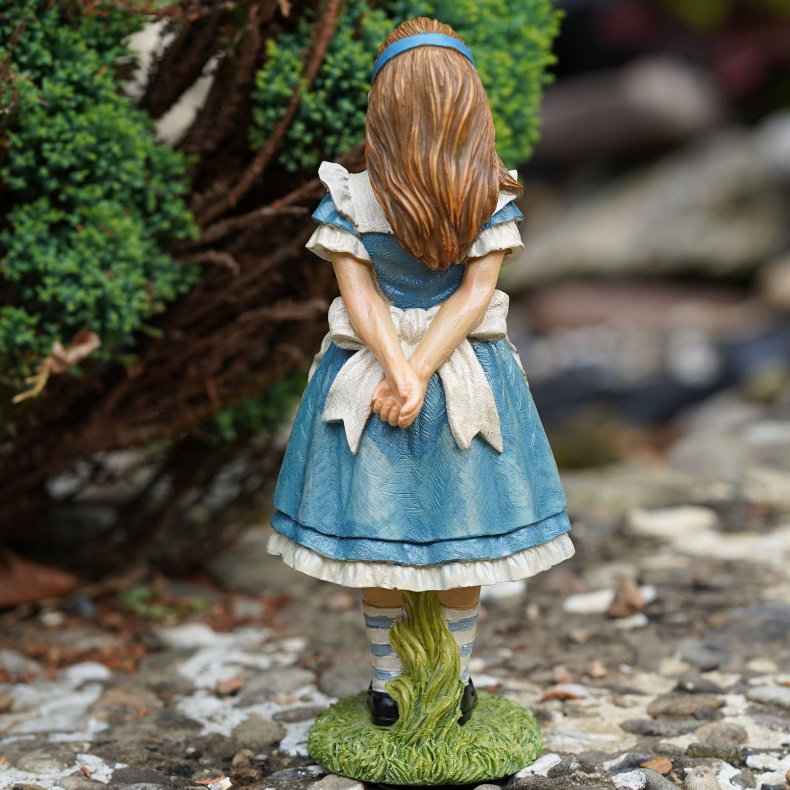 Alice in Wonderland Resin Garden Ornaments – Set of 4