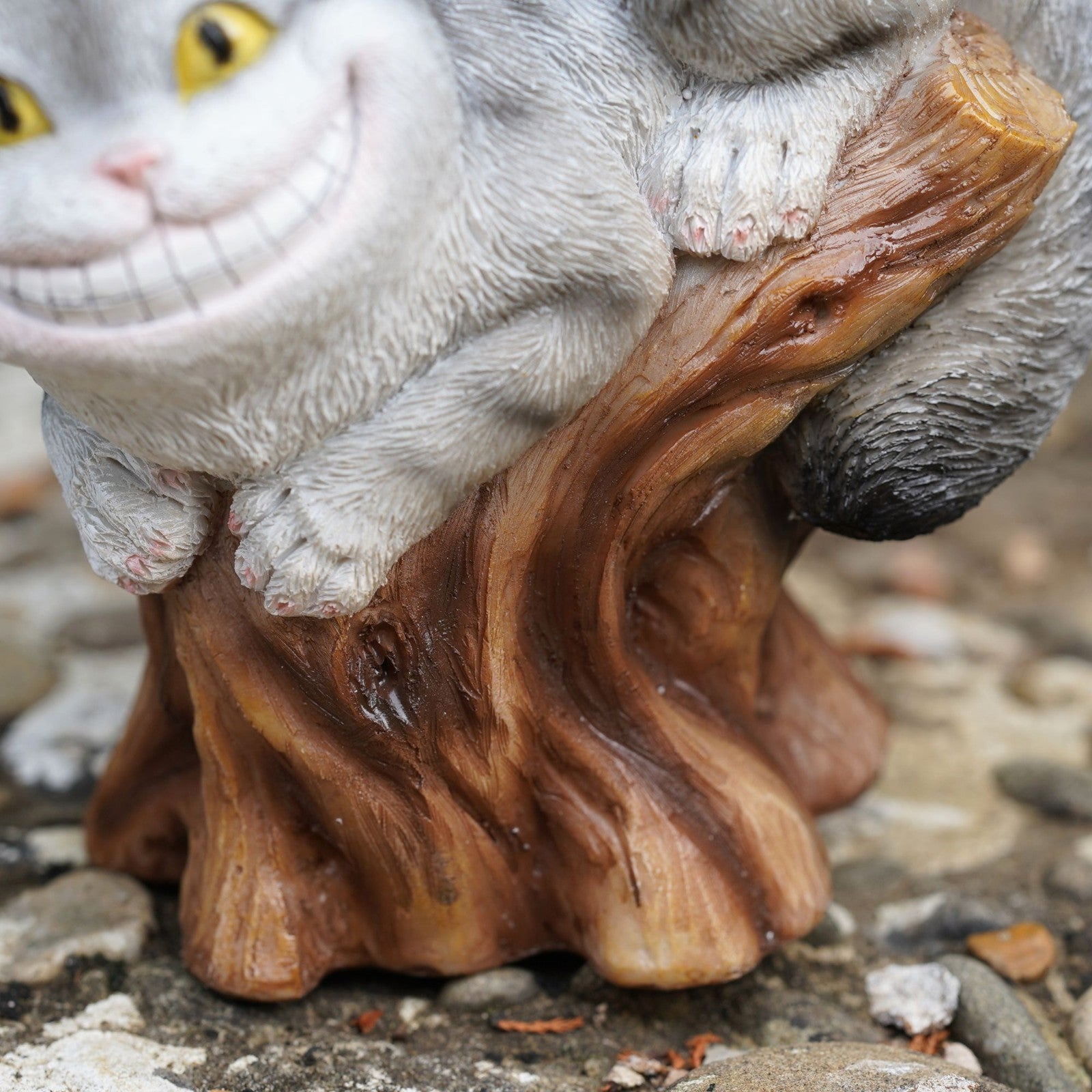 Alice in Wonderland Resin Garden Ornaments – Set of 4