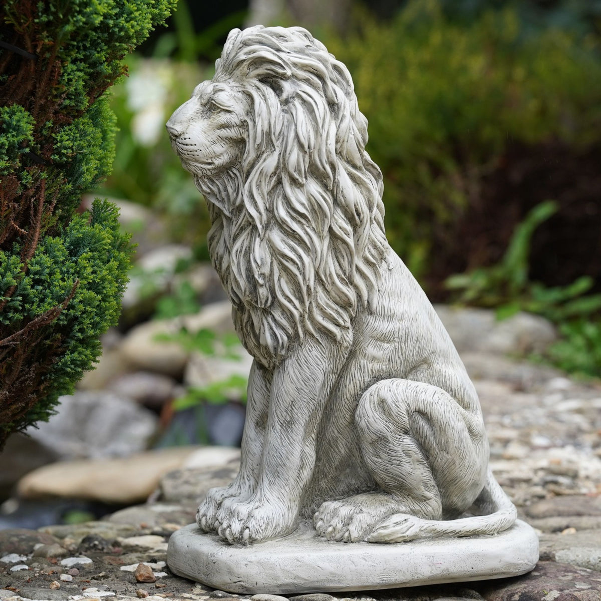 Regal Lion Garden Statue – Large Resin Lion