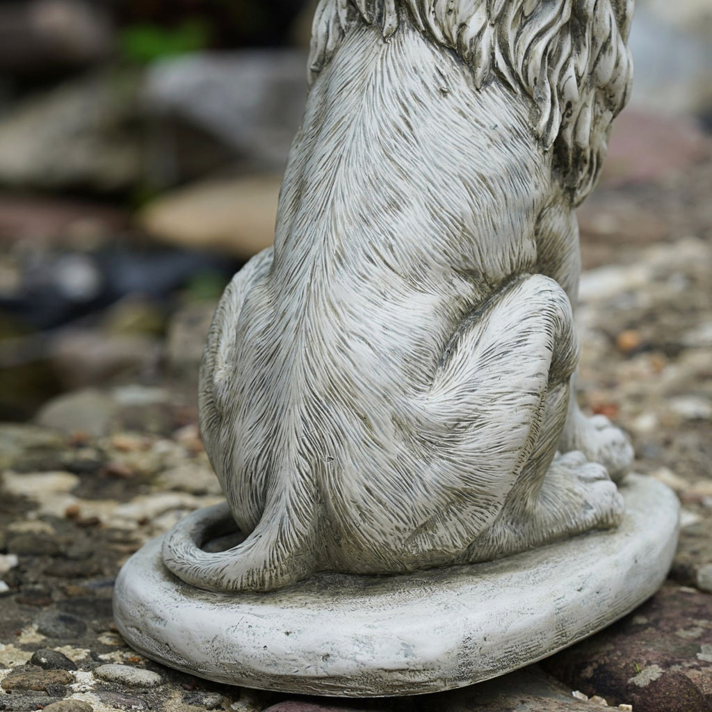 Regal Lion Garden Statue – Large Resin Lion