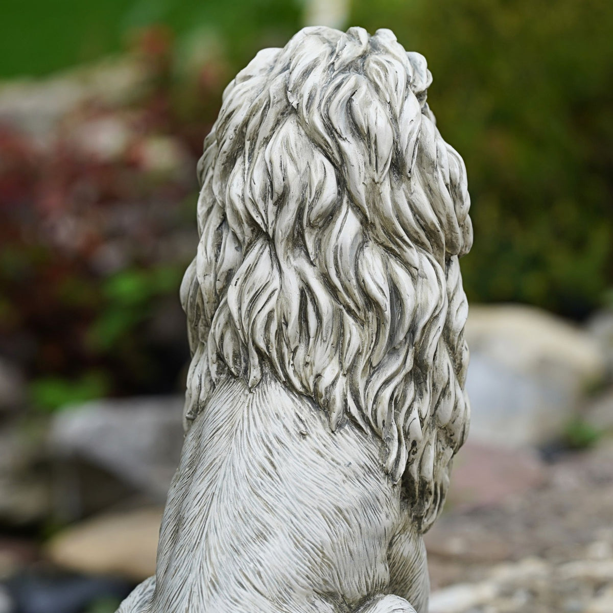 Regal Lion Garden Statue – Large Resin Lion