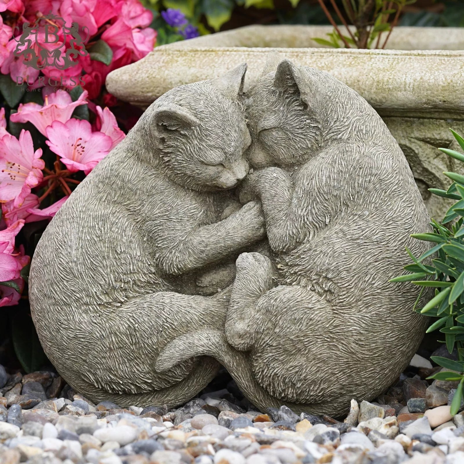 Cuddling Cats Stone Statue