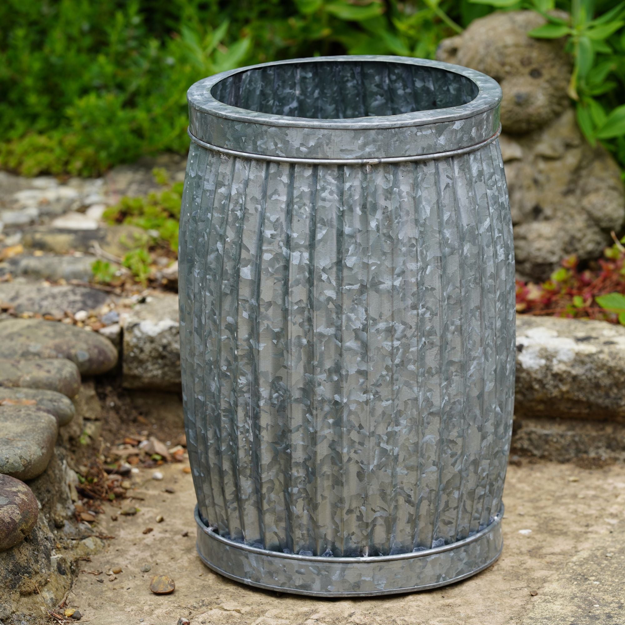 Galvanised Dolly Tub Planter – Ribbed Plant Pot for Garden