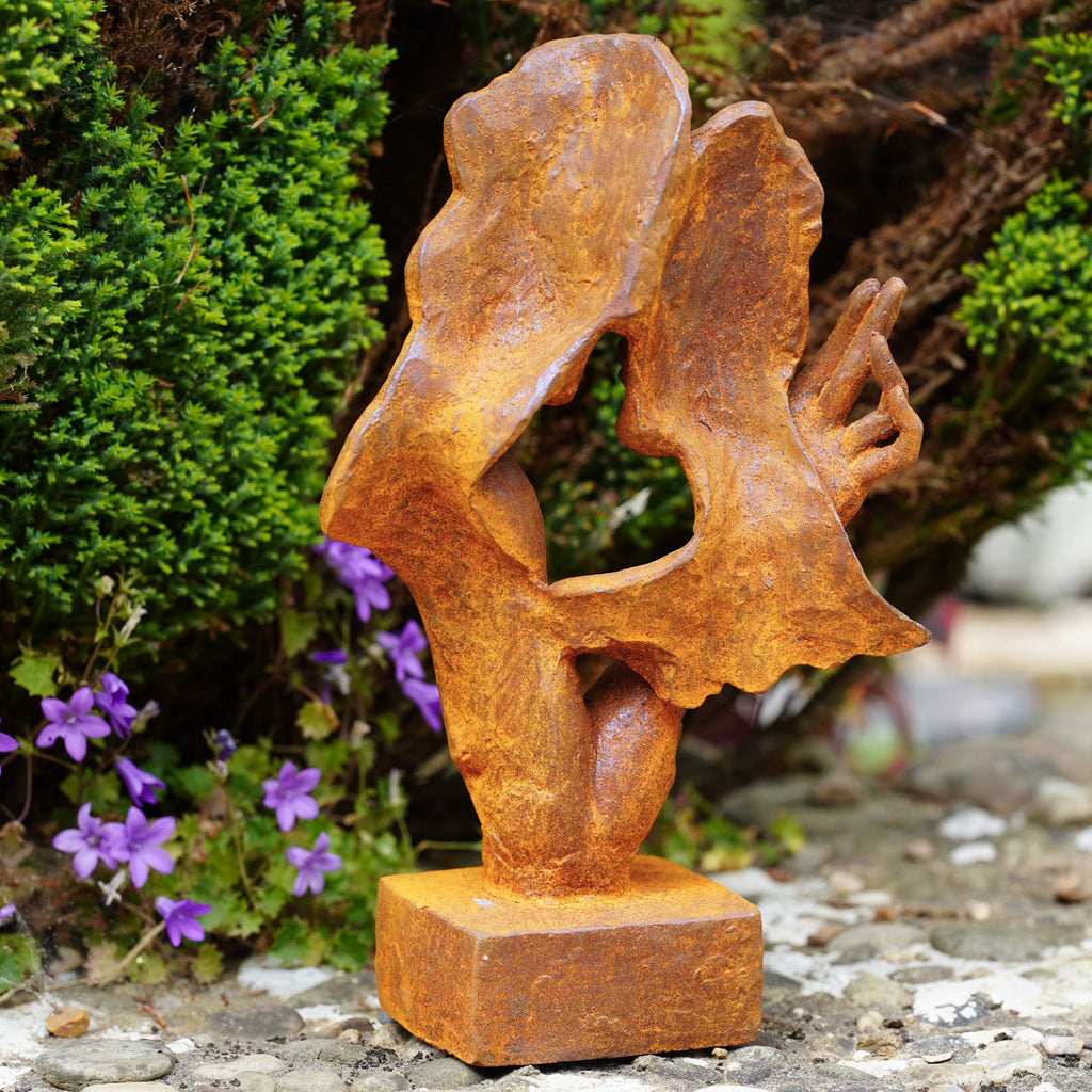 Cast Iron Lovers Sculpture – Antique Style Figurine Ornament for Home & Garden