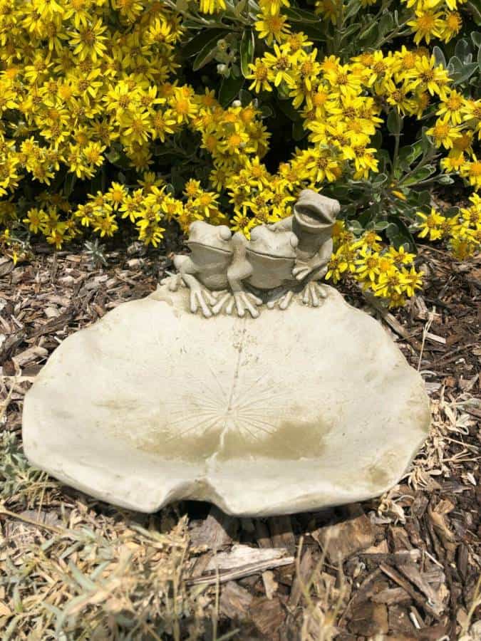 Frogs on Lily Stone Statue | Birdbath / Feeder Garden Ornament