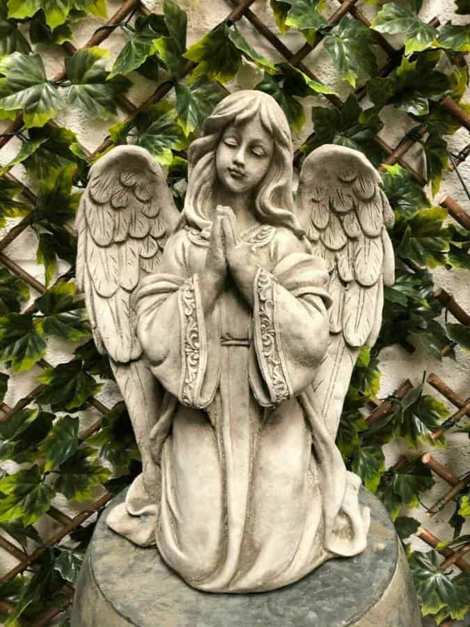 Praying Angel Statue