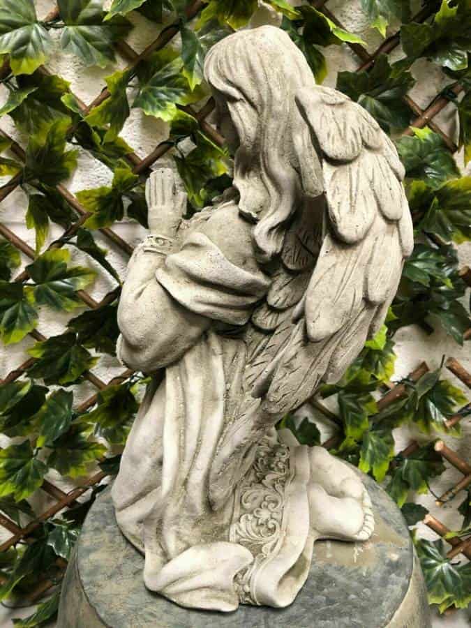 Praying Angel Statue