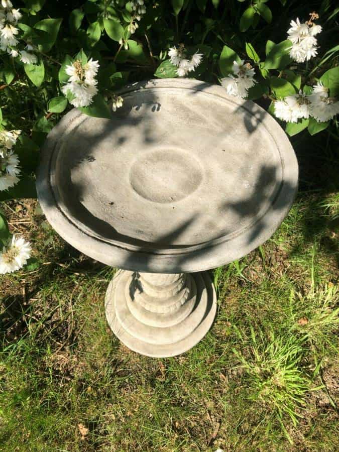 Twist Bird Bath/Feeder Stone Statue